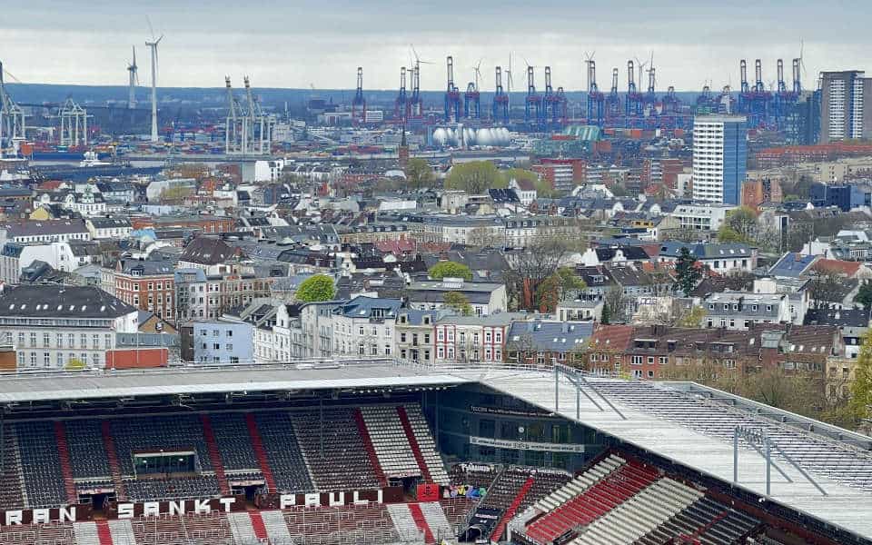 Blick vom alten Bunker auf den Stadteil Altona